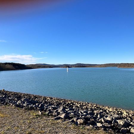 Maison Avec Vue Sur Le Lac De Montbel Kültér fotó